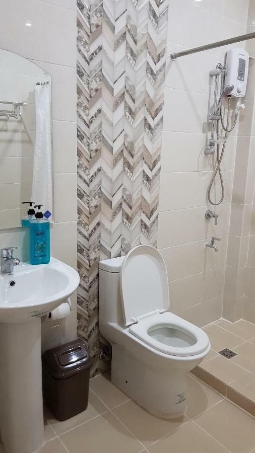 Acrige Apartelle 2-4 Pax Queen @ Heart Of Bogo City Banban Buitenkant foto